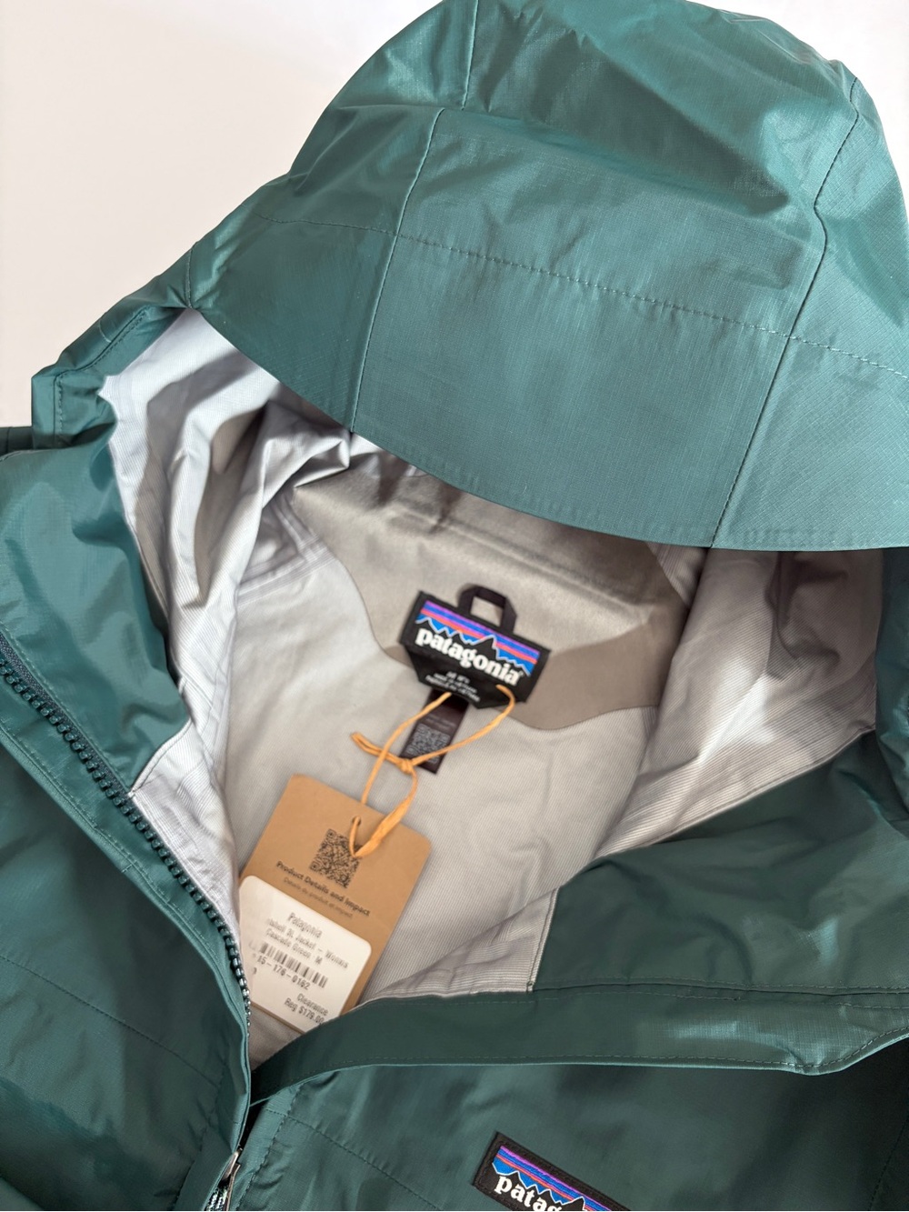 Patagonia Torrentshell 3L Rain Jacket Women's Size M Cascade Green - Picture 3 of 10